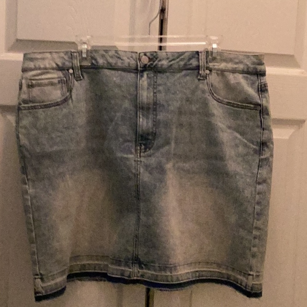 🦋NWT Time and Tru  So Fun Size 18 Denim Skirt Wardrobe Must Have 🦋